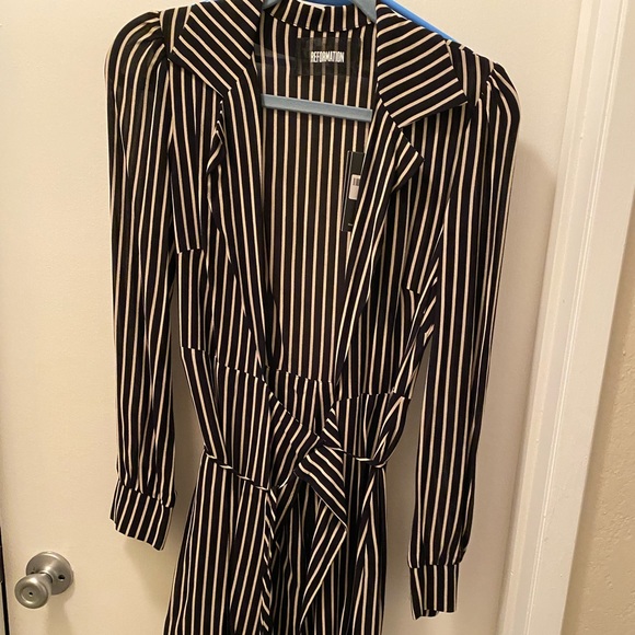 Reformation wrap dress xs NWT - Picture 2 of 5